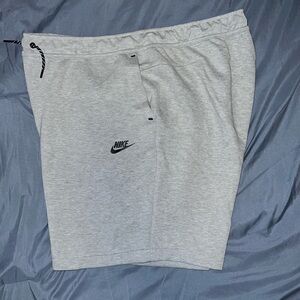 Men Nike Tech Fleece Shorts Grey/Black CU4503-063